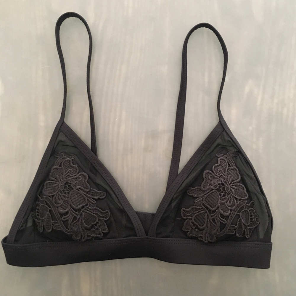 Floral and Mesh Detailed Bikini Top